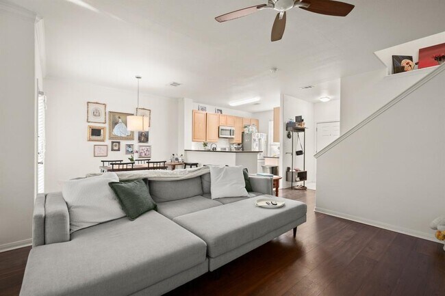 Foto del edificio - 4620 W William Cannon Dr