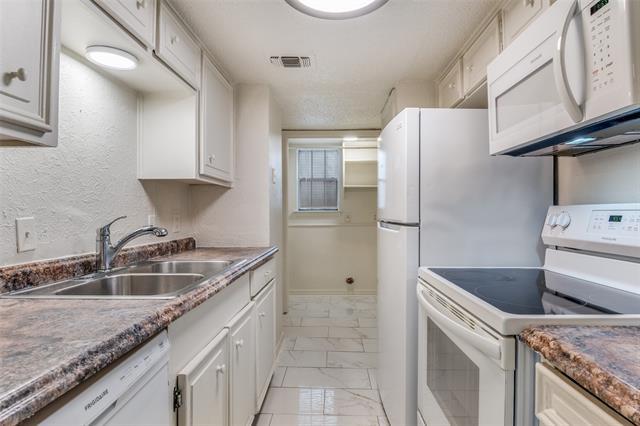 Foto del edificio - 11348 McCree Rd