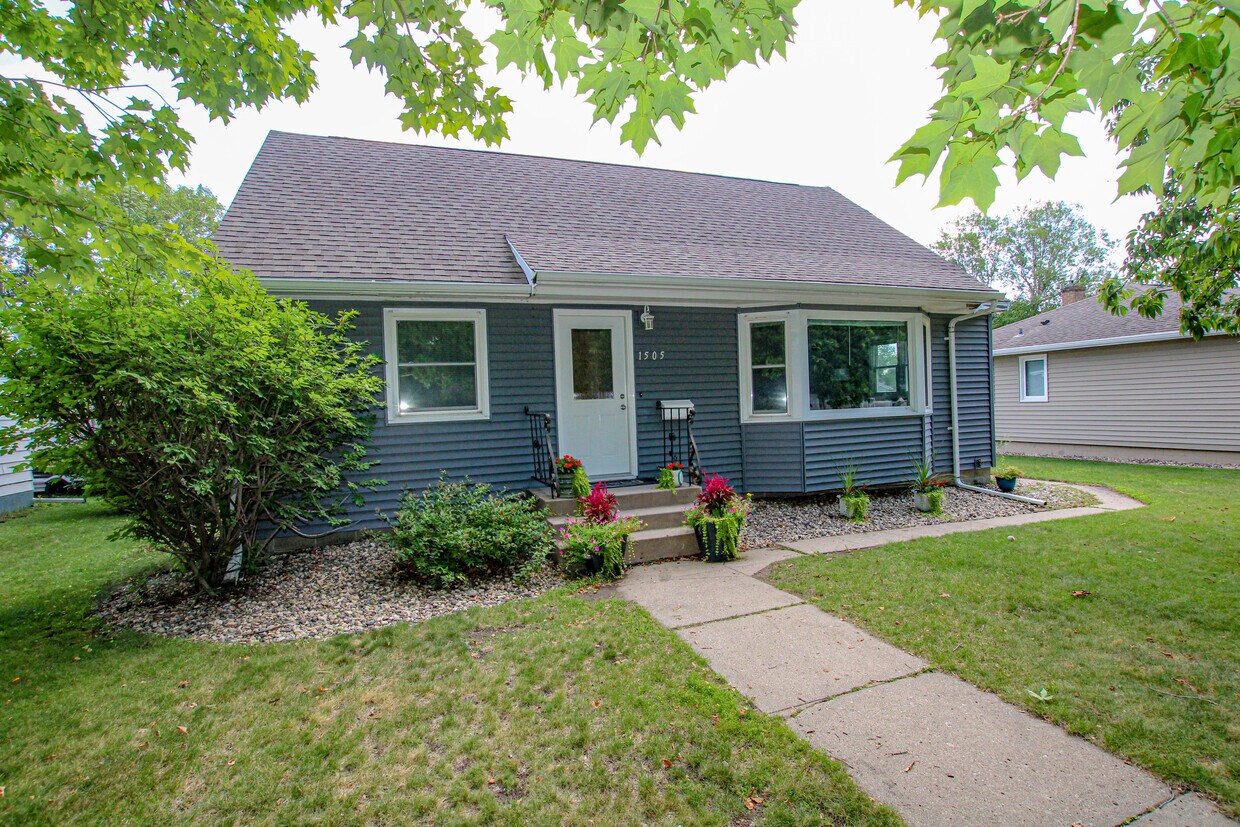 Primary Photo - 1505 Bryant St
