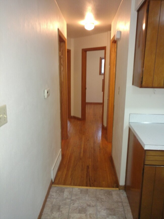 Foto del edificio - Now leasing for May 2026! Four Bed/Two Bath