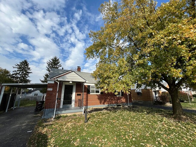 Building Photo - 337 E Dorothy Ln