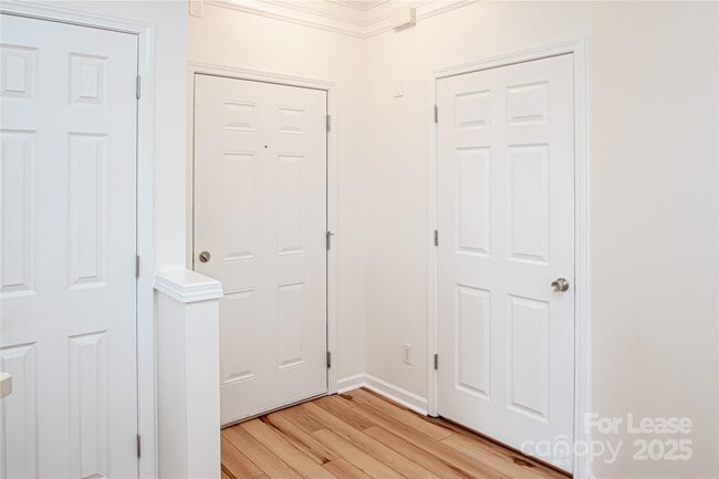 Building Photo - 14849 Santa Lucia Dr