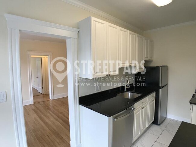 2 bedroom in Cambridge MA 02387 - 2 bedroom in Cambridge MA 02387 Apartment