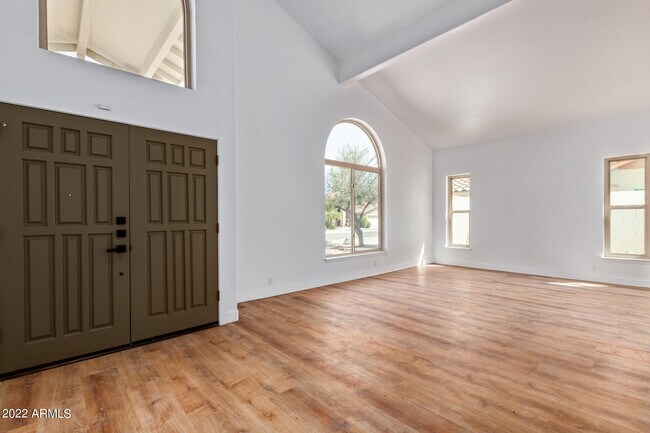 Foto del edificio - 16414 N 48th Way