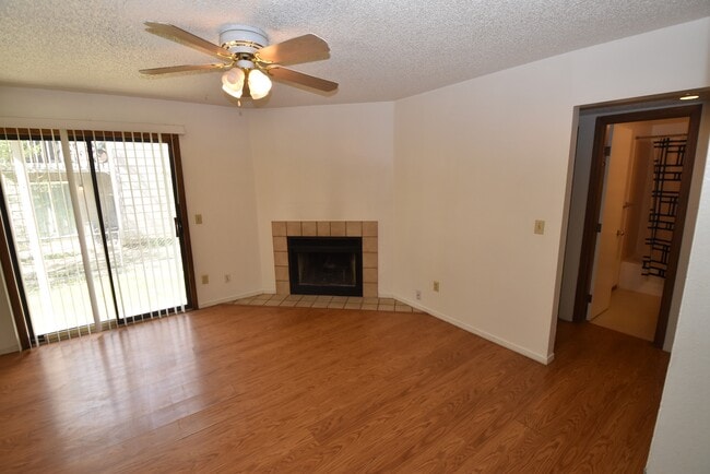 Photo - 1050 Mazatlan Cir House