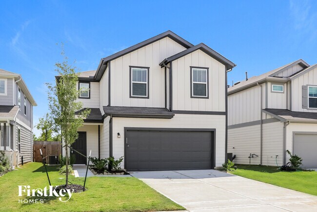 Building Photo - 11667 Braemar Village Dr