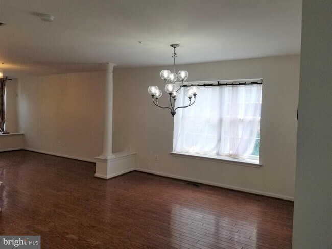 Foto del edificio - 2624 Virginia Ln