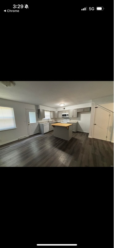 Building Photo - 406 Bob Ct Dr