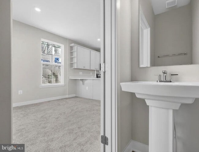 Foto del edificio - 4945 DUNHAVEN Dr