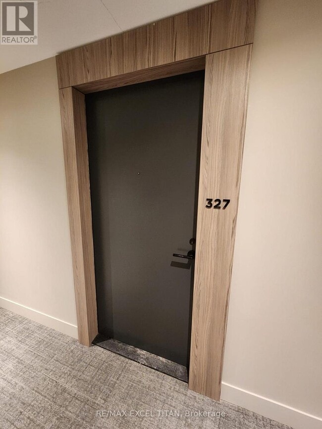 Building Photo - 1612 Charles St