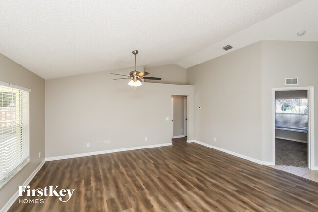 Foto del edificio - 186 Bamboo Ave SE