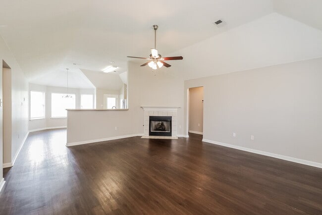 Building Photo - 13699 Fox Bend Ln