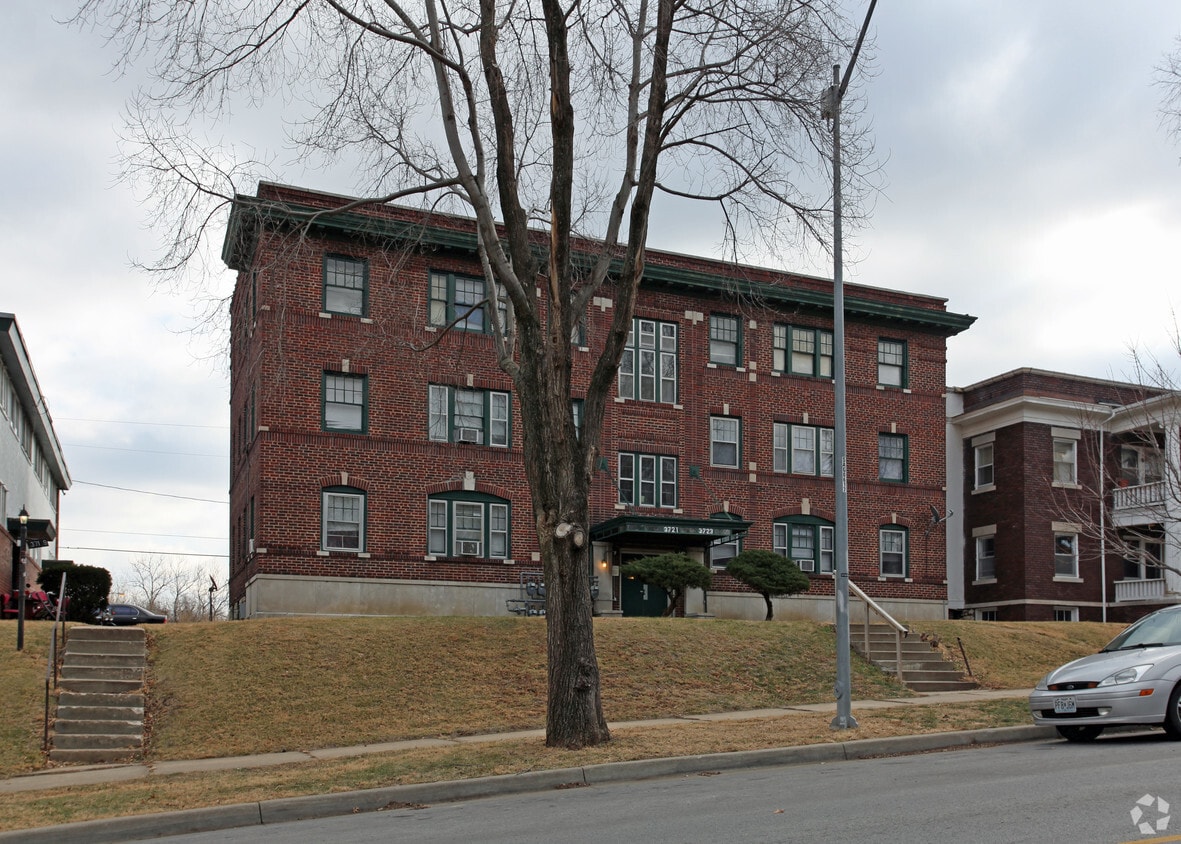 Primary Photo - 3721-3723 Wyoming St