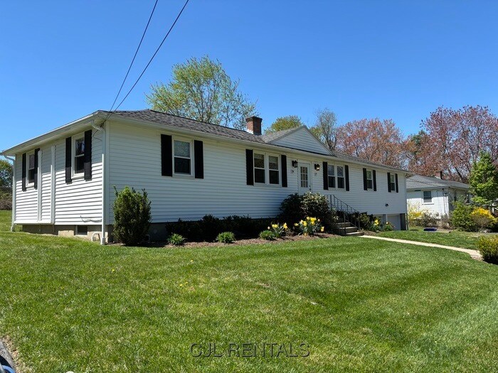Foto principal - 29 Evergreen Ave