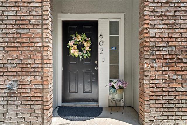 Foto del edificio - 14400 Montfort Dr