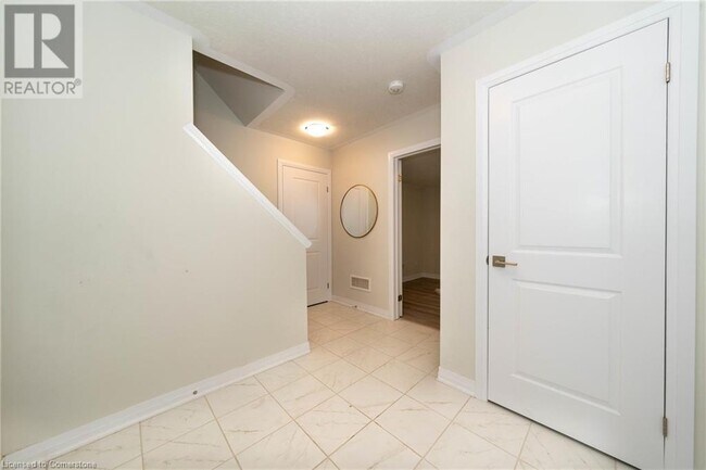 Building Photo - 311 Woolwich St