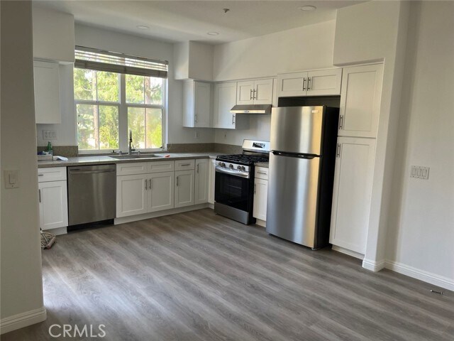 Building Photo - 708 Terra Bella
