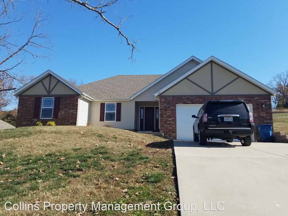 Foto principal - 3 br, 2 bath House - 464 Oak Brook Est. Ln