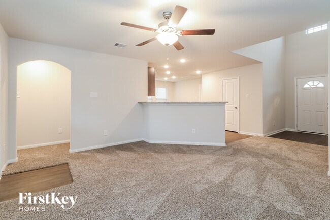 Building Photo - 25613 Roy Rogers Ct