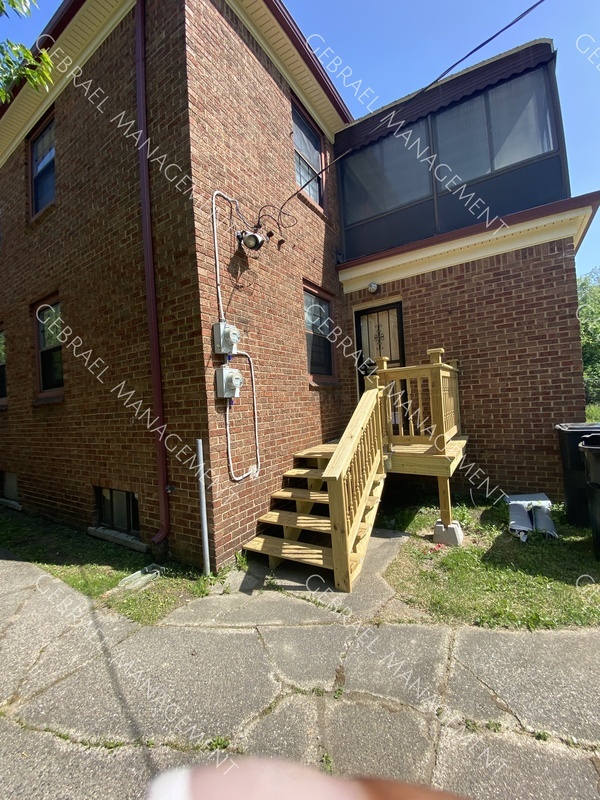 Foto del edificio - 14687 Winthrop St