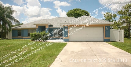 Building Photo - 2129 NE 33rd St