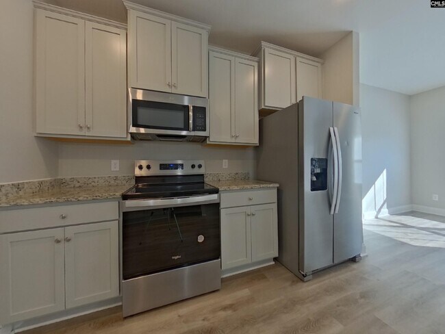 Foto del edificio - 343 Spring Meadow Rd