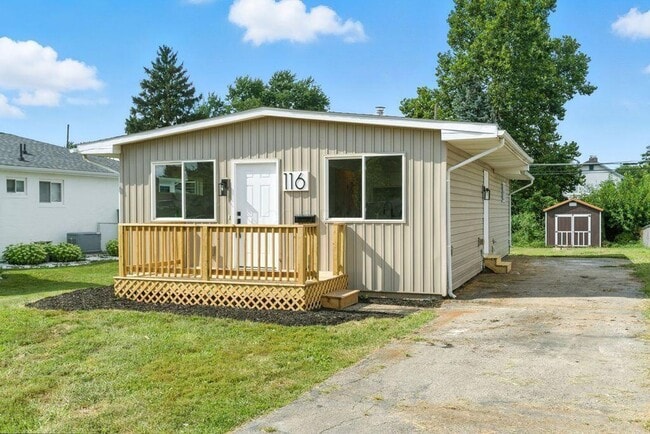 Building Photo - Charming 2-Bed / 1-Bath Ranch in Quiet Col...