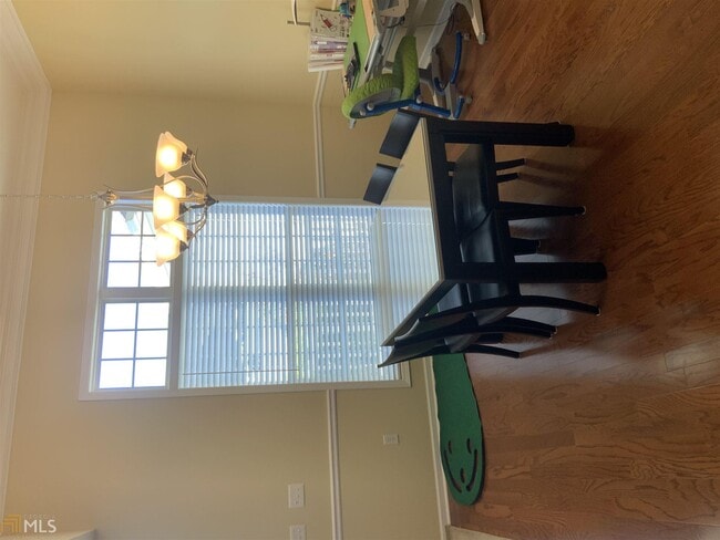 Building Photo - 503 Creekside Dr