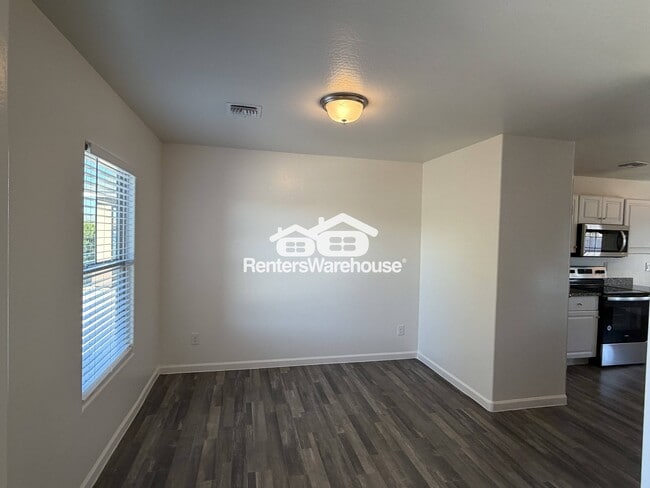 Foto del edificio - 3852 Princeton Ln