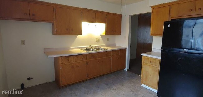 Foto del edificio - 8511 W Mill Rd