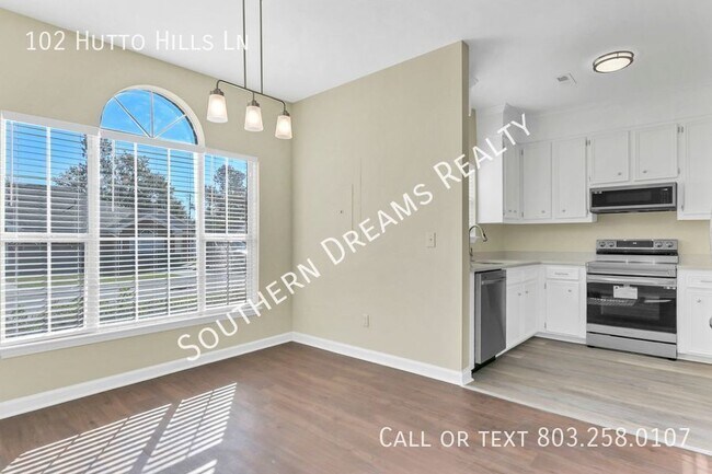 Building Photo - 102 Hutto Hill