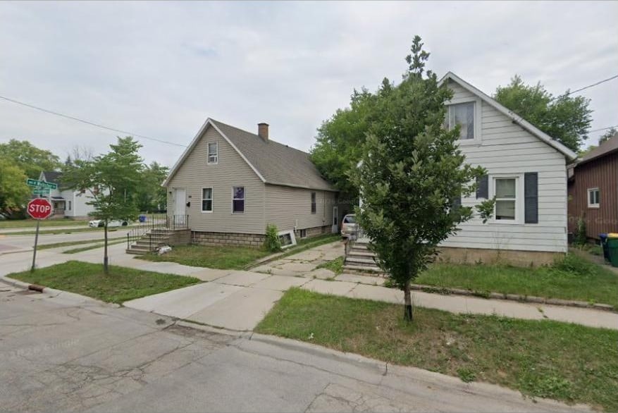 Building Photo - 1009 Harvey St