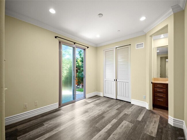Building Photo - 2104 Rindge Ln