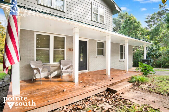 Foto del edificio - 18870 Highland Dr