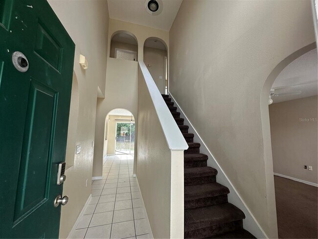 Foto del edificio - 118 Oak View Pl
