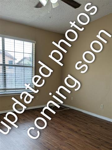 Building Photo - 931 Cedar Terrace
