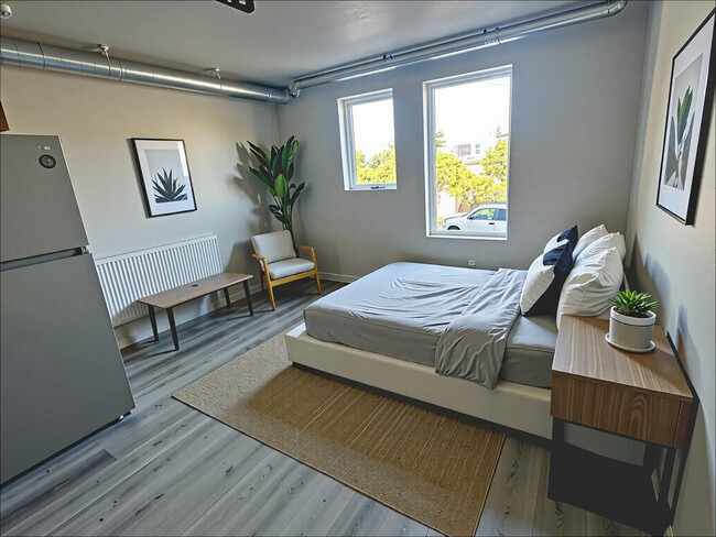 Building Photo - Park Avenue Apartments