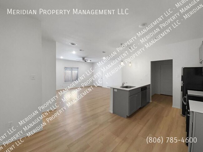 Foto del edificio - 5534 Itasca St