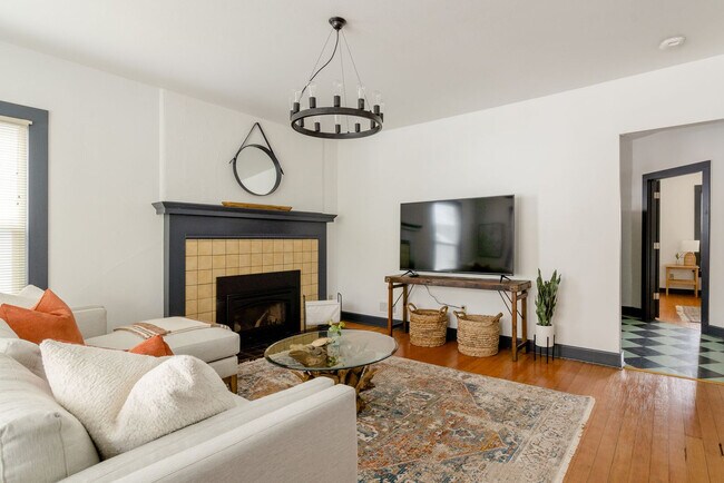 Foto del edificio - 2537 SE Hawthorne Blvd