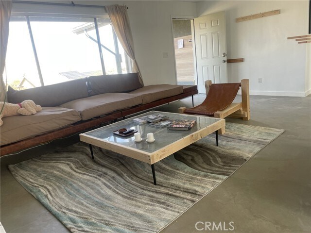 Foto del edificio - 55519 Iona Ln