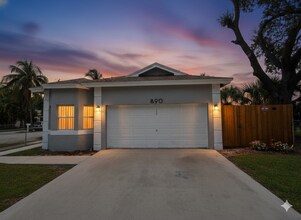 Building Photo - 890 NW 25th Ave