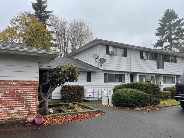 Afuera - 21805 SE Alder Dr