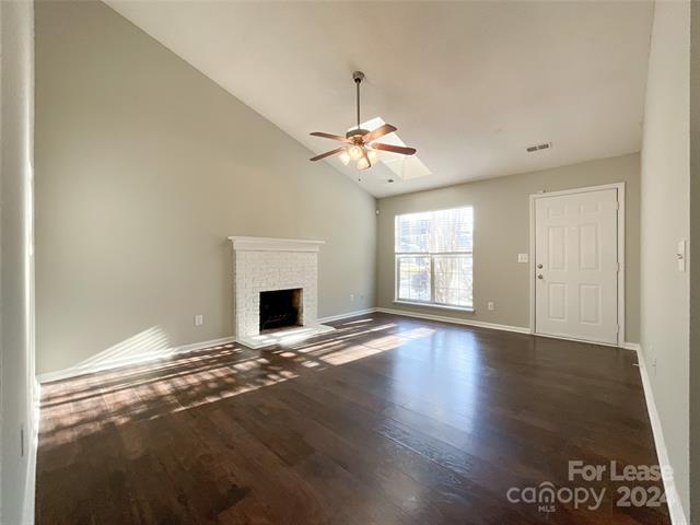 Building Photo - 100 Coventry Dr