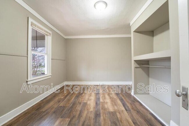 Foto del edificio - 3616 Skyline Dr