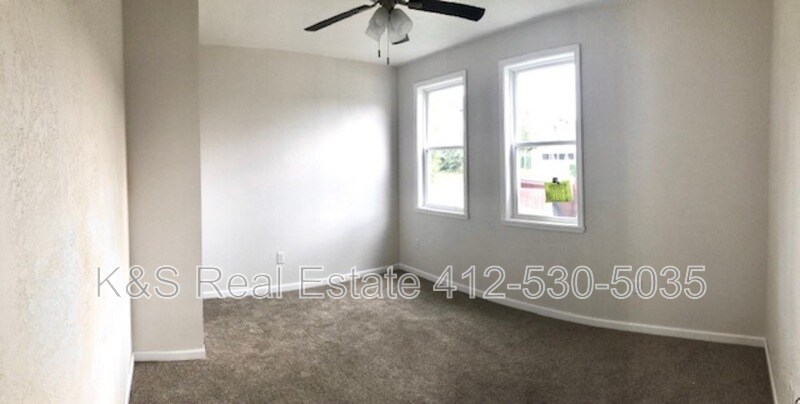 Foto del edificio - 4701 Elm St