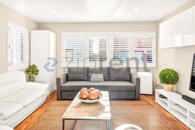 Foto del edificio - 10 27th Ave