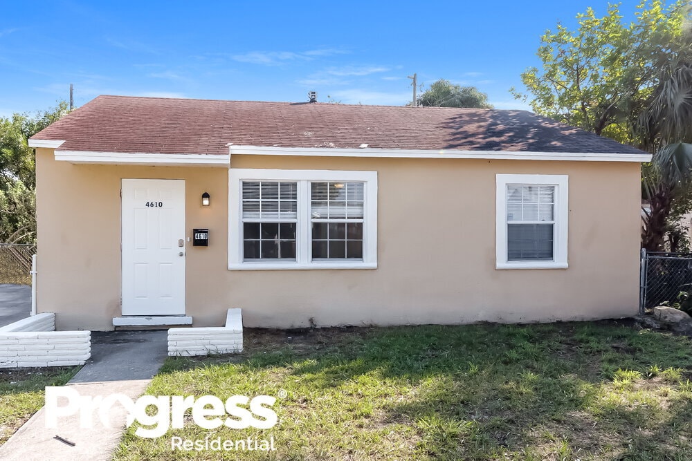 4610 Pinewood Ave, West Palm Beach, FL 33407 House Rental in West