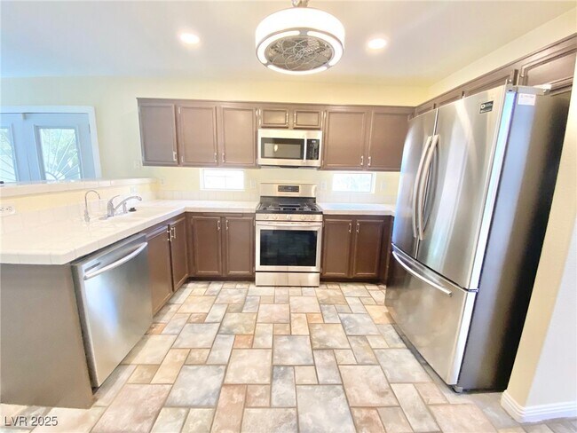 Building Photo - 2993 Seasons Ave