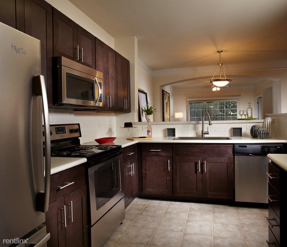 Foto principal - 4831 Smith Creek Pky