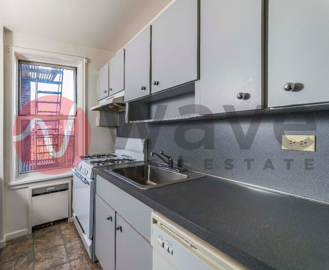 Foto del edificio - 7261 113th St